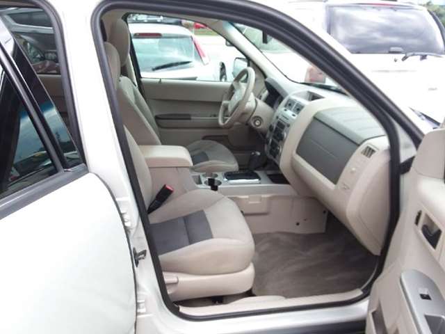 2008 Ford Escape XLT 4dr SUV I4